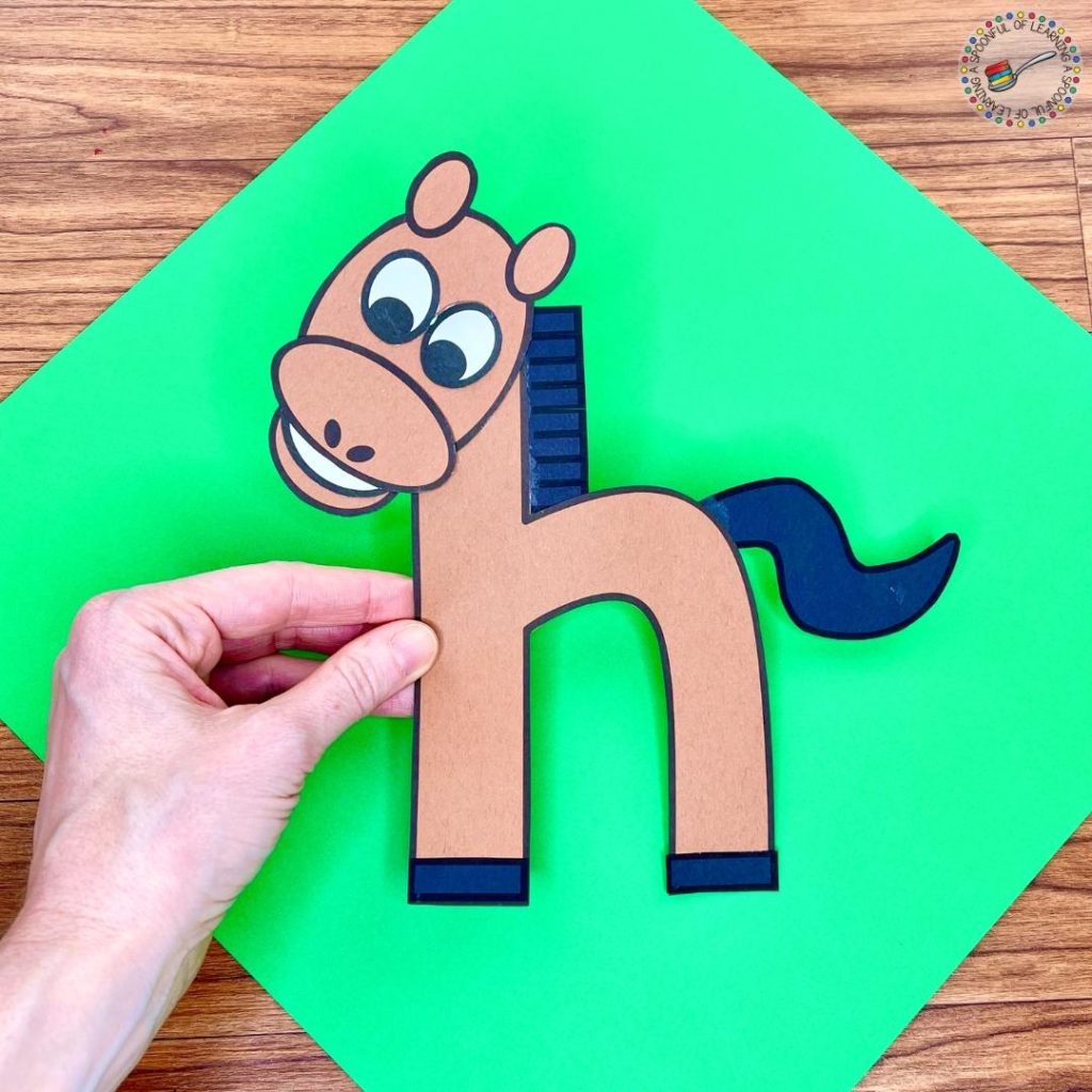 A horse letter craft for the lowercase letter h