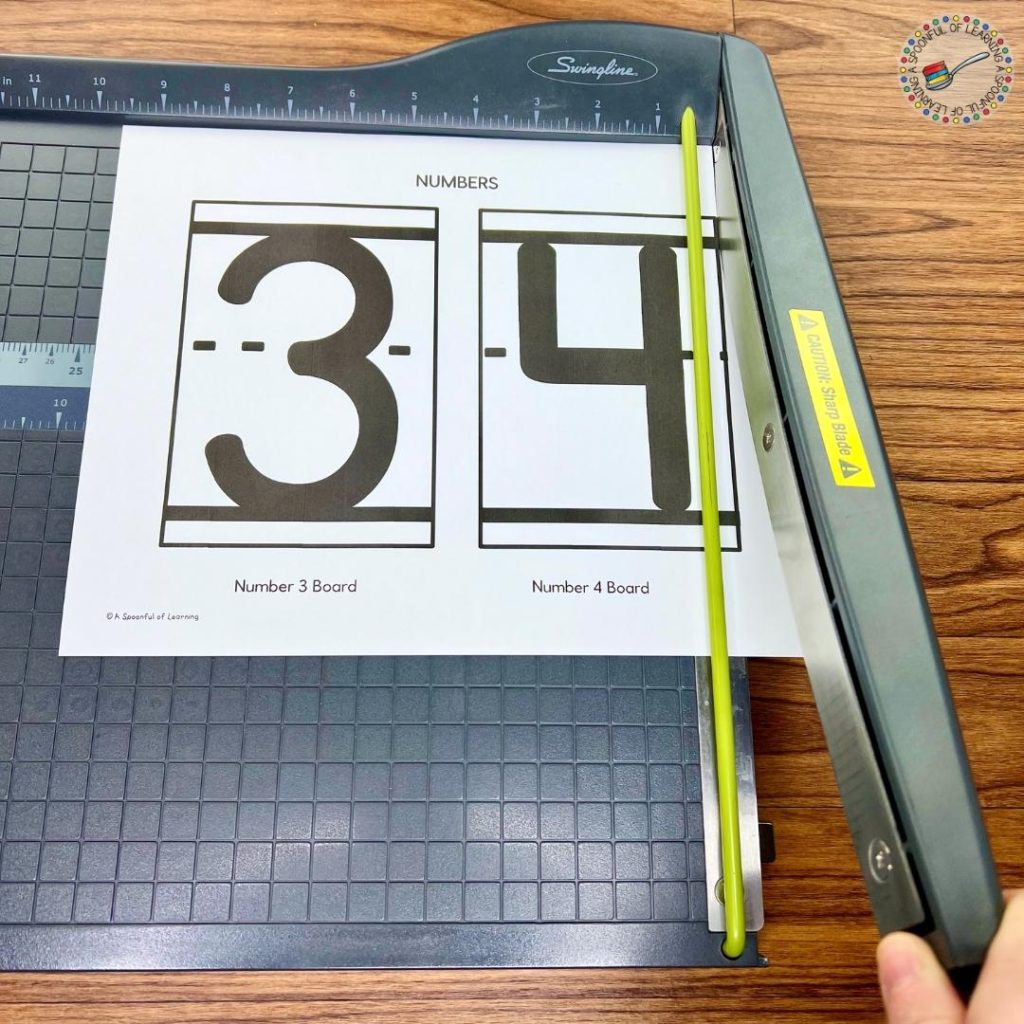 Cutting numbers for a number anchor chart