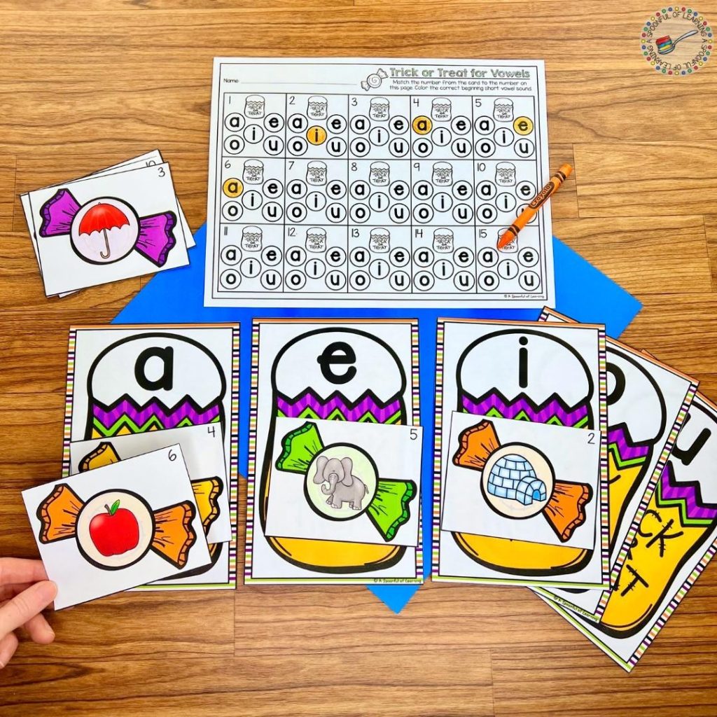Sorting cards based on beginning vowel sounds