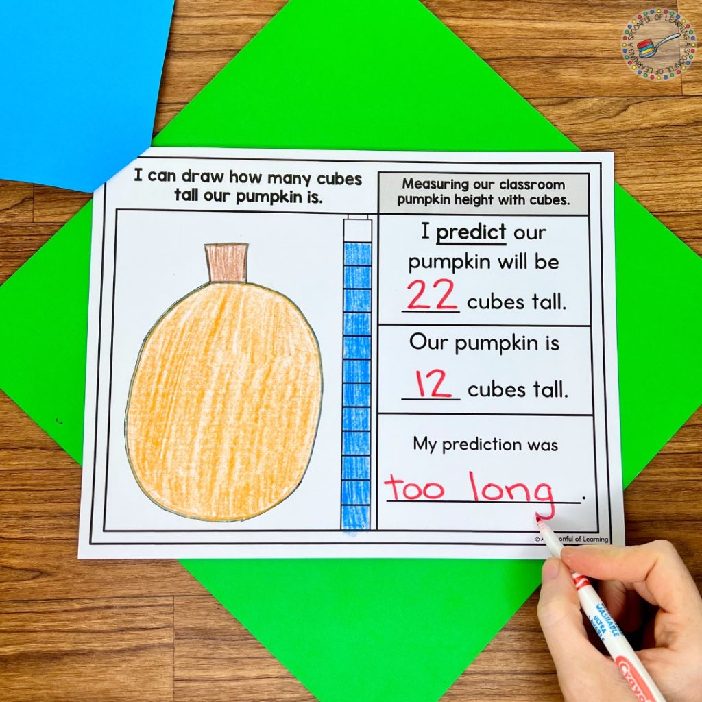 Snap cube measurement page of a pumpkin measuring book