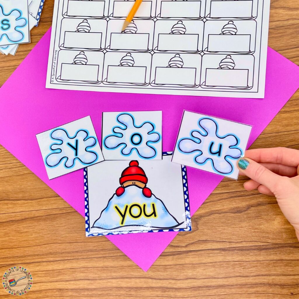 Spelling sight words with a winter theme activity
